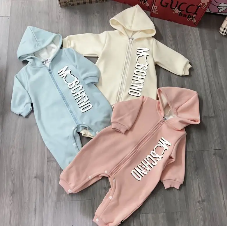 Moschino sz59 66 73 80 90 89